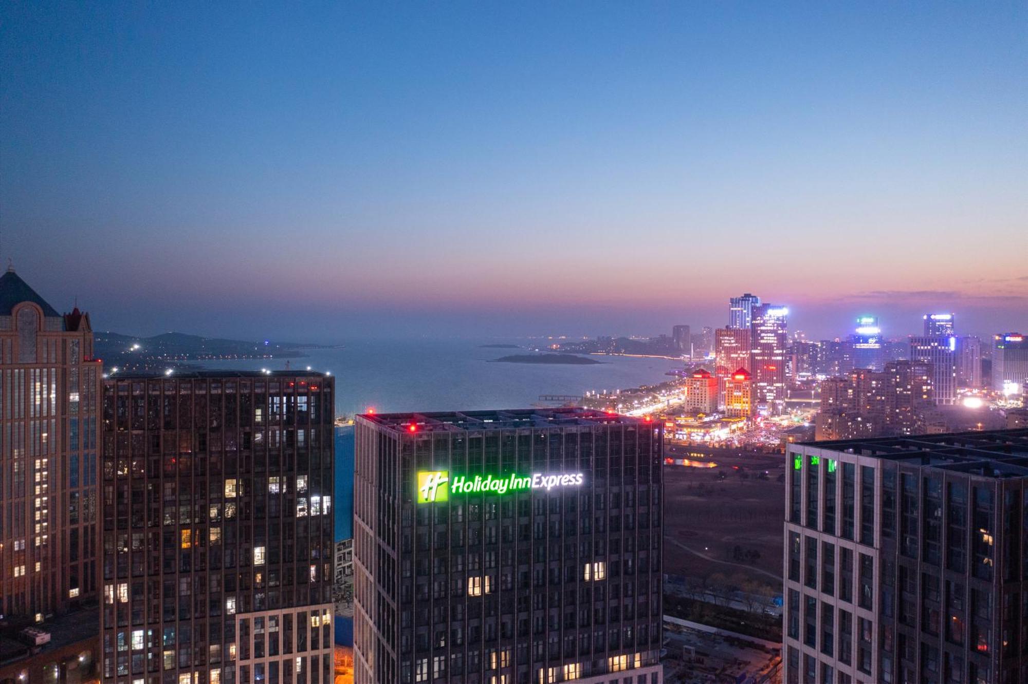 Holiday Inn Express - Qingdao West Coast By Ihg Eksteriør bilde