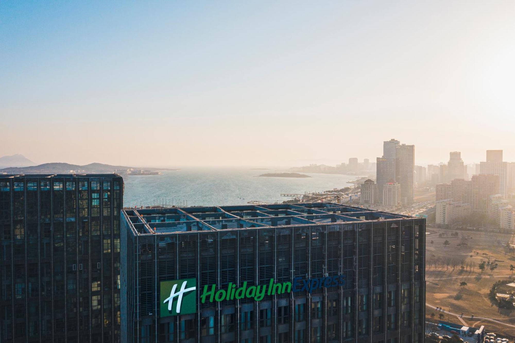 Holiday Inn Express - Qingdao West Coast By Ihg Eksteriør bilde