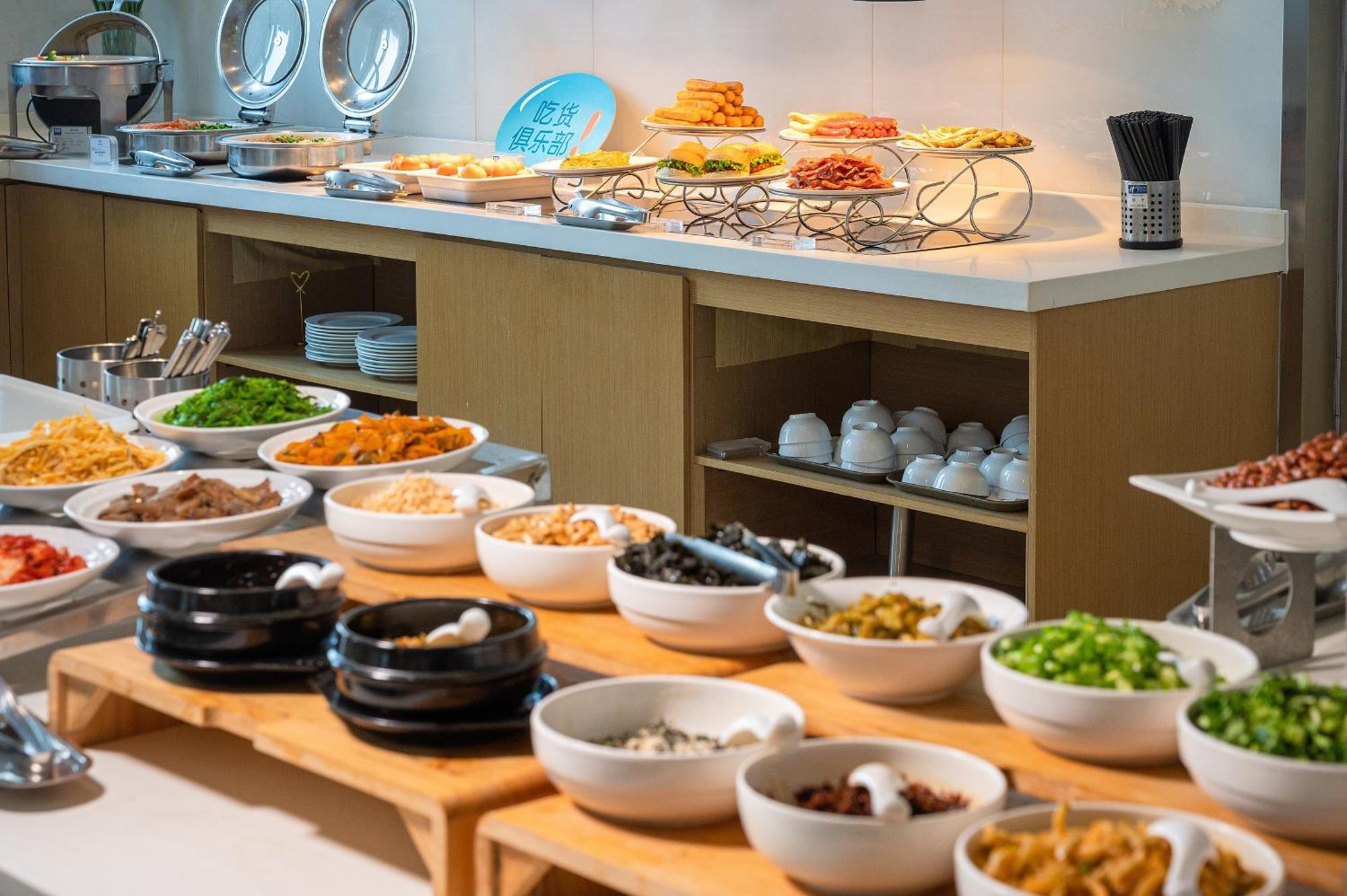Holiday Inn Express - Qingdao West Coast By Ihg Eksteriør bilde